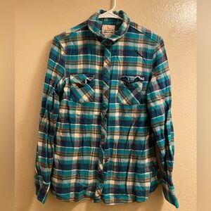 B25 - Field Stream Women Blue and Green Plaid Button-Up Shirt